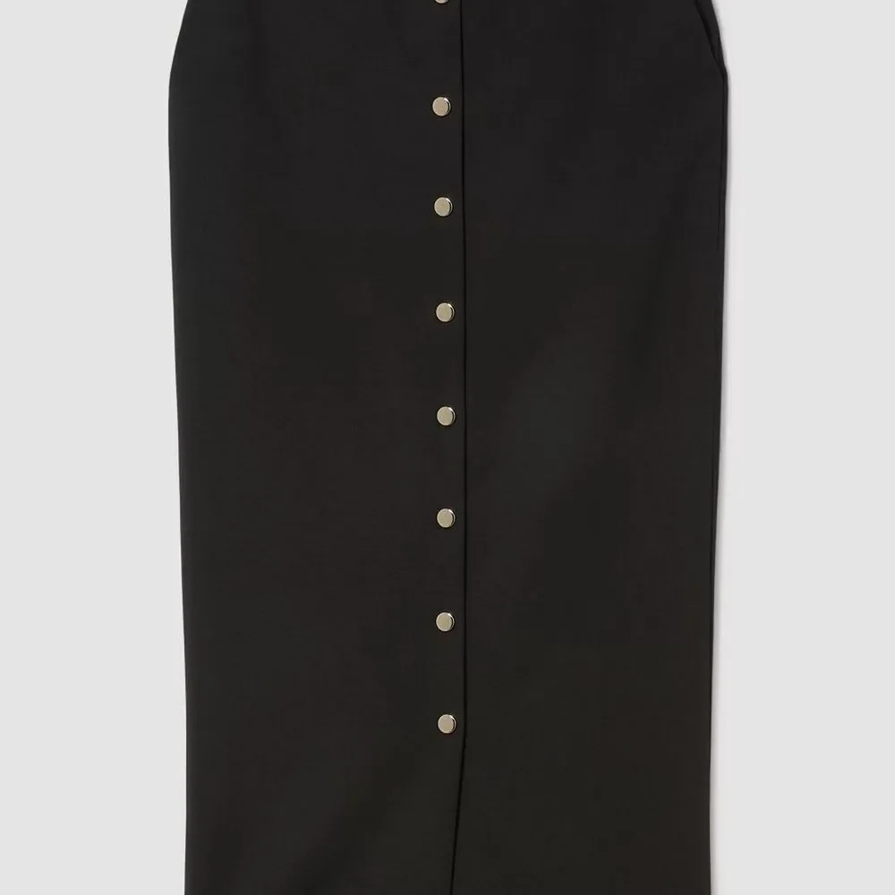 Chic Black Button-Down Skirt